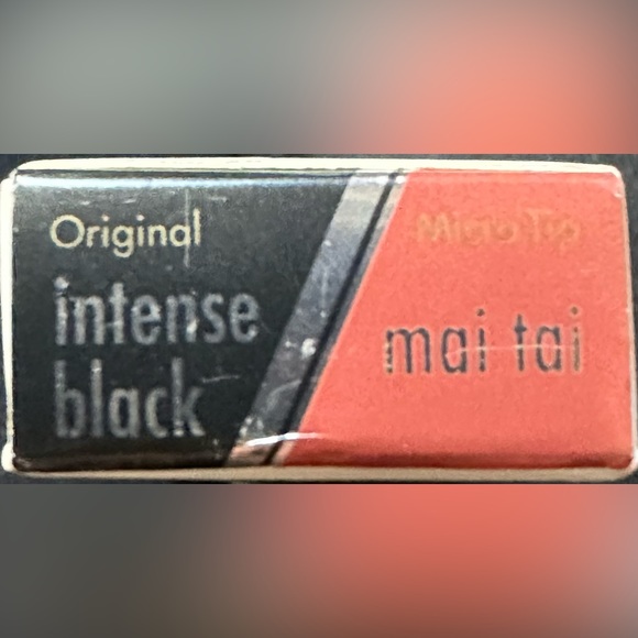 stila Stay All Day Dual-Ended Liquid Eye Liner- Intense black/Mai Tai (Japan) - Picture 5 of 10